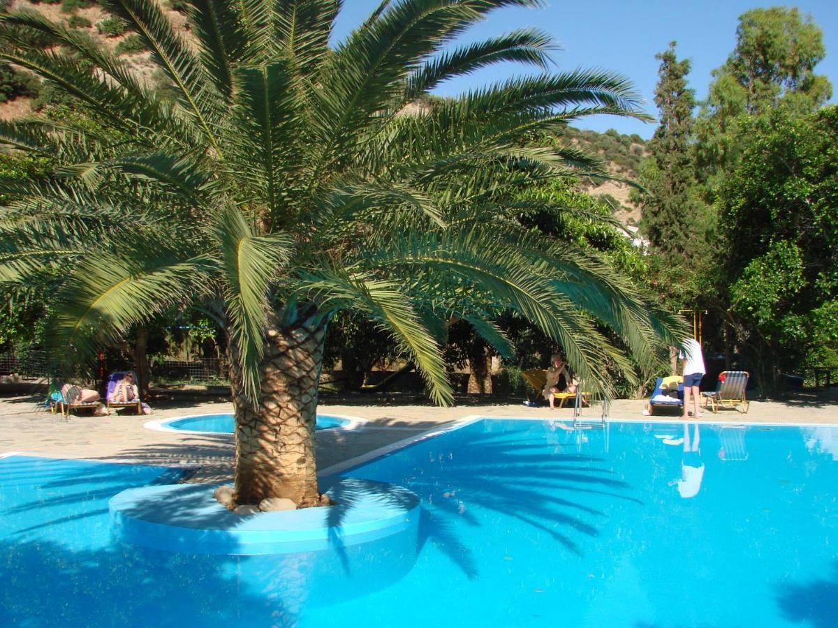Hotel Neos Ikaros Agia Galini Exterior foto
