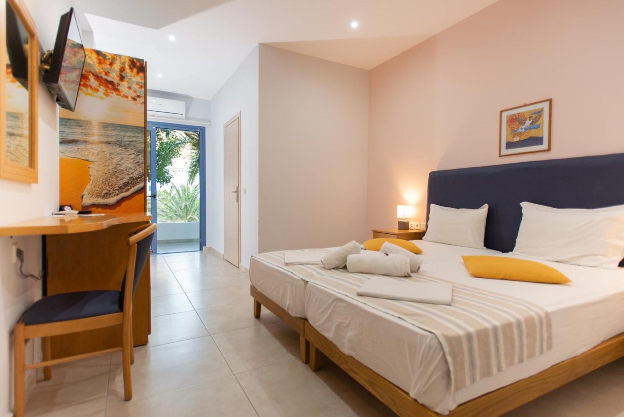 Hotel Neos Ikaros Agia Galini Exterior foto